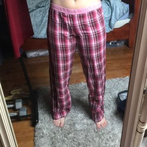 Juicy plaid PJ pants!